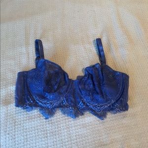 *SOLD* VS wicked unlined balconette lace bra